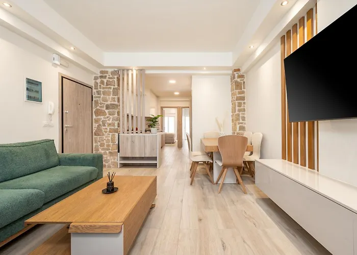 Luma Coast - Modern In - Walk To The Sea