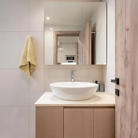 Luma Coast - Modern In - Walk To The Sea Appartement Kos-stad