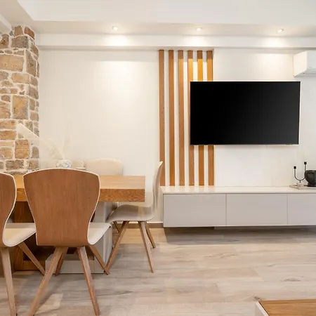 Appartement Luma Coast - Modern In - Walk To The Sea Kos-stad