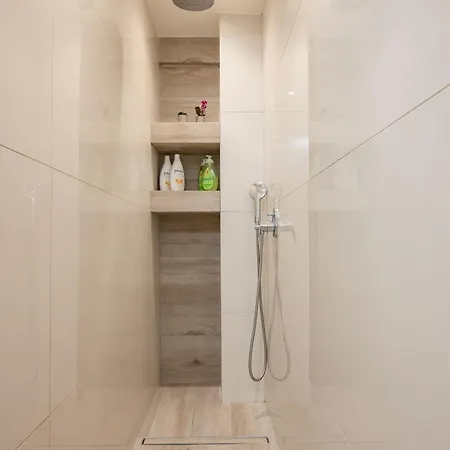 Luma Coast - Modern In - Walk To The Sea Appartement Kos-stad