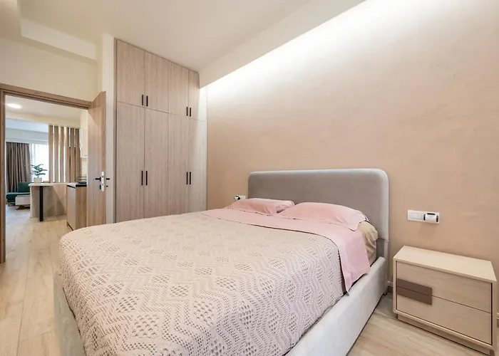 Luma Coast - Modern In - Walk To The Sea Daire *